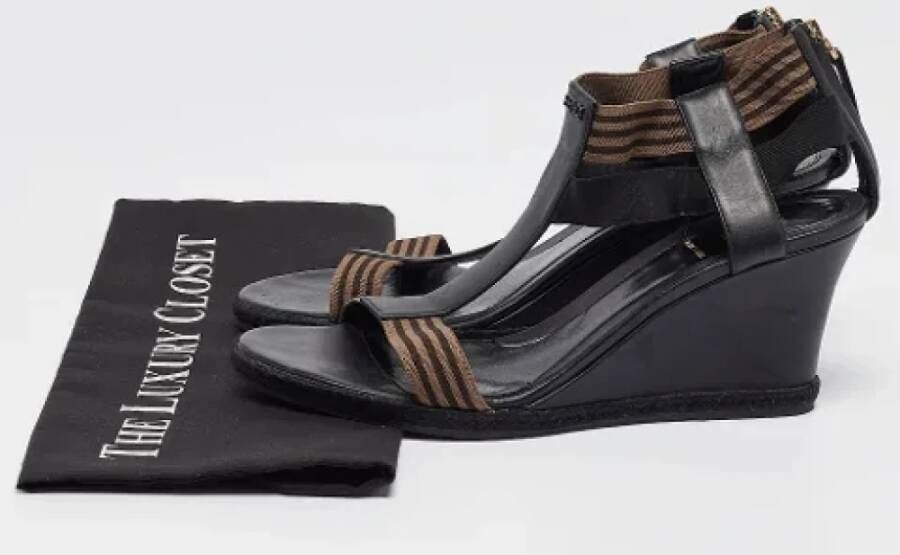 Fendi Vintage Pre-owned Leather sandals Black Dames