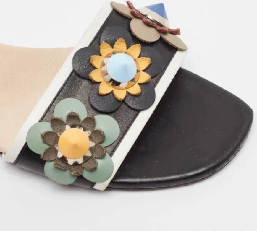 Fendi Vintage Pre-owned Leather sandals Black Dames