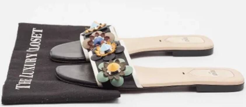 Fendi Vintage Pre-owned Leather sandals Black Dames