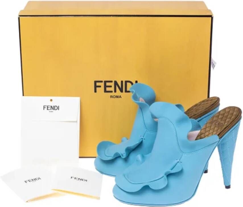 Fendi Vintage Pre-owned Leather sandals Blue Dames