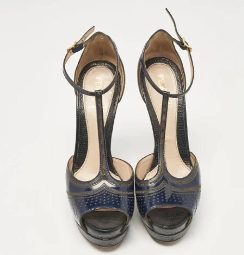Fendi Vintage Pre-owned Leather sandals Blue Dames