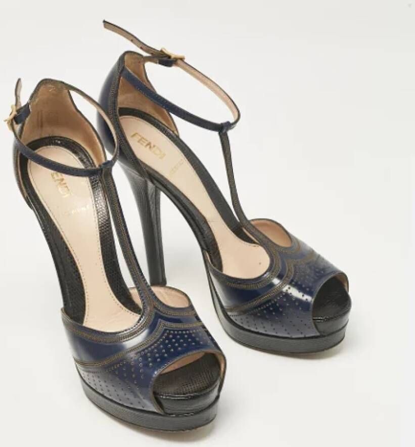 Fendi Vintage Pre-owned Leather sandals Blue Dames