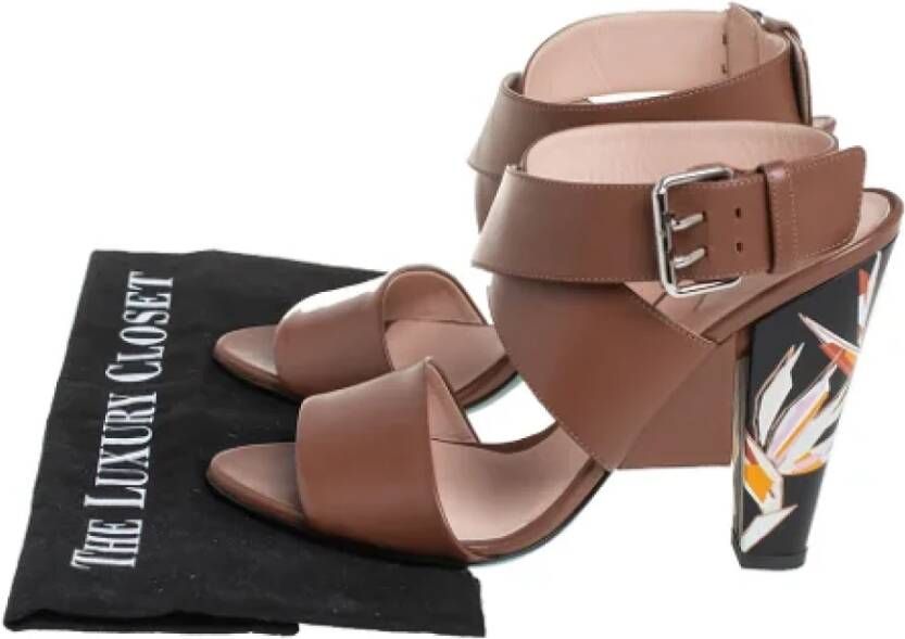 Fendi Vintage Pre-owned Leather sandals Brown Dames