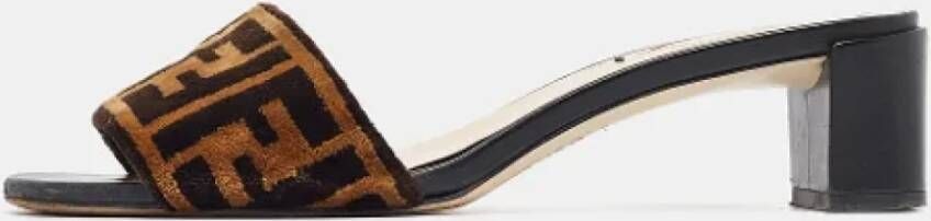 Fendi Vintage Pre-owned Leather sandals Brown Dames
