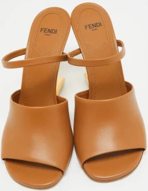 Fendi Vintage Pre-owned Leather sandals Brown Dames