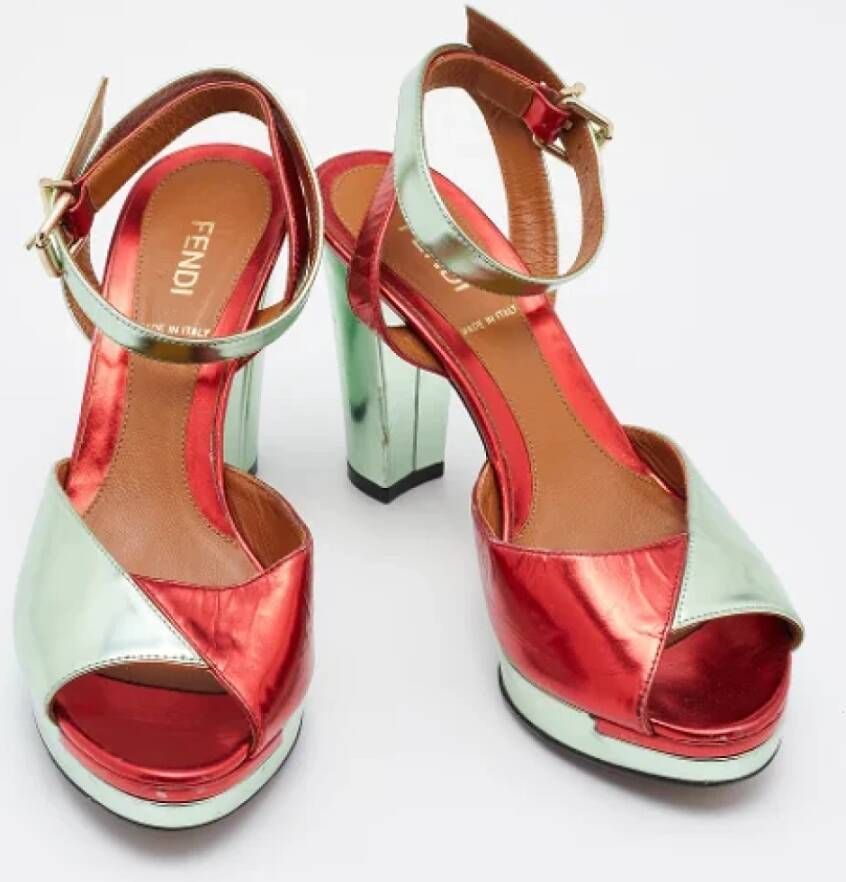 Fendi Vintage Pre-owned Leather sandals Red Dames