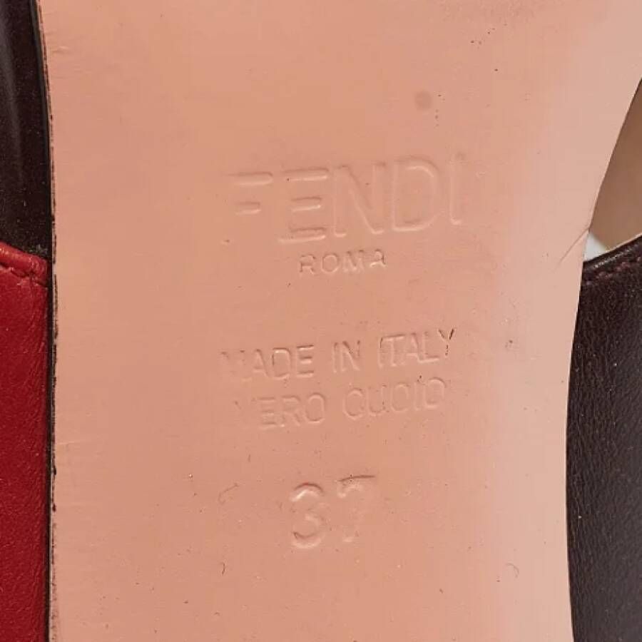 Fendi Vintage Pre-owned Leather sandals Red Dames