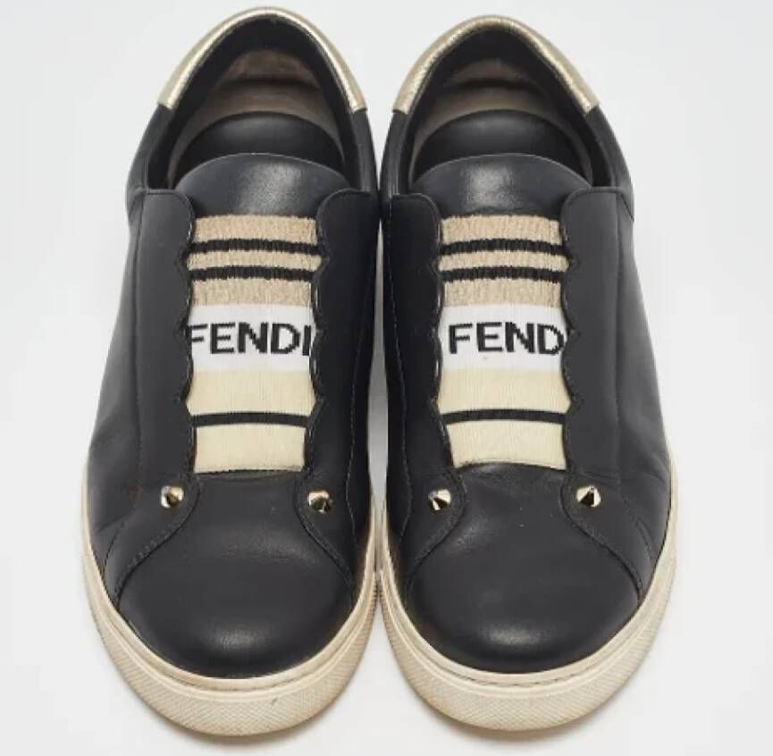 Fendi Vintage Pre-owned Leather sneakers Black Dames