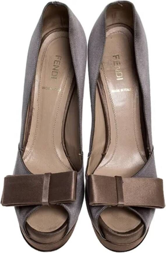 Fendi Vintage Pre-owned Satin heels Gray Dames
