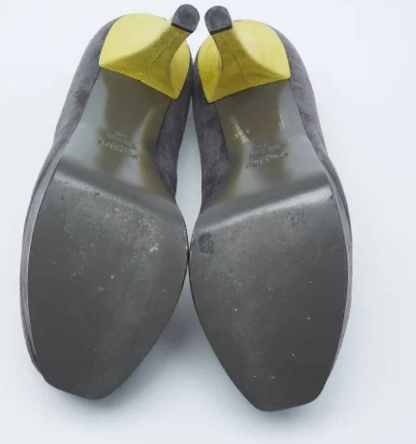 Fendi Vintage Pre-owned Suede heels Gray Dames