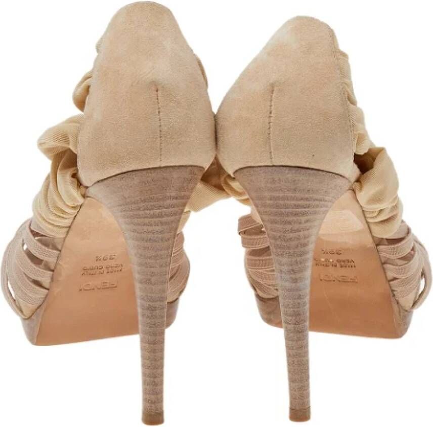 Fendi Vintage Pre-owned Suede sandals Beige Dames