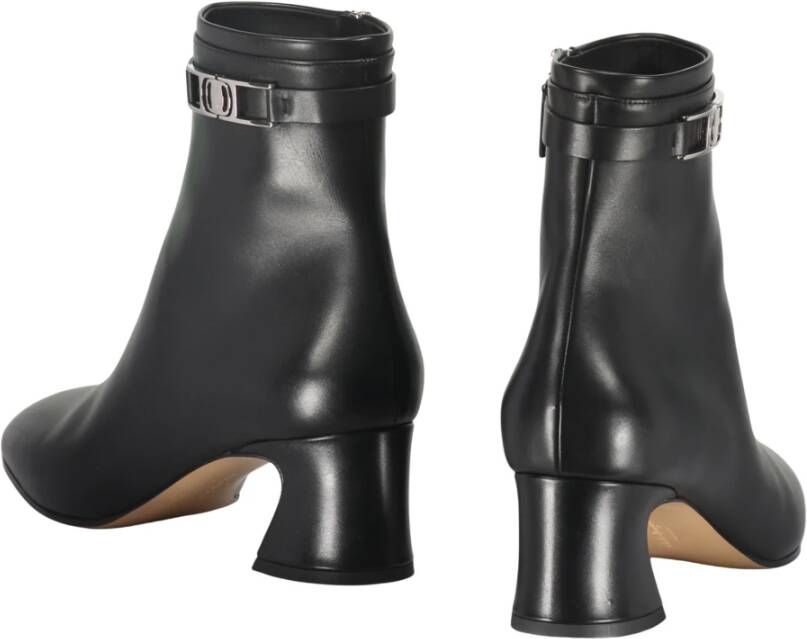 Ferragamo Amandel Teen Leren Enkellaarzen