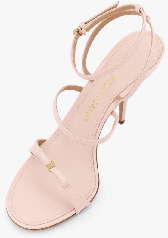 Ferragamo Ariel 95 Patentleren Sandalen