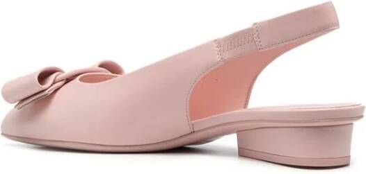 Ferragamo Ballerina's met Slingback en Strikdetail