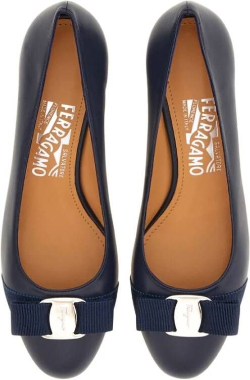 Ferragamo Blauwe Pumps voor Vrouwen