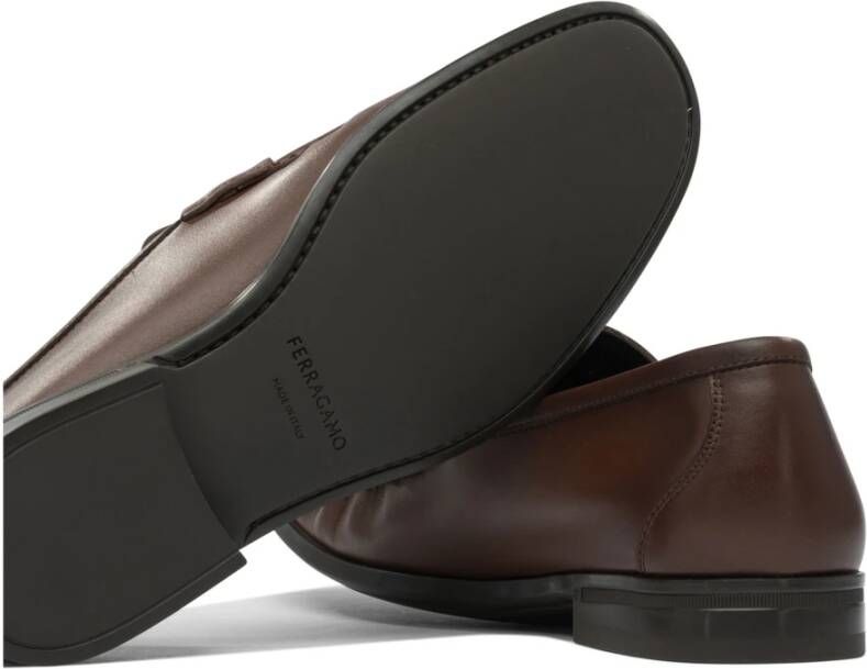 Ferragamo Bruine Loafer Schoenen voor Mannen