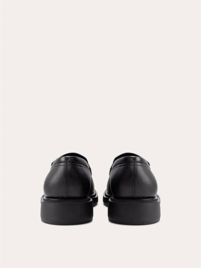 Ferragamo Gancini Gedecoreerde Mocassins