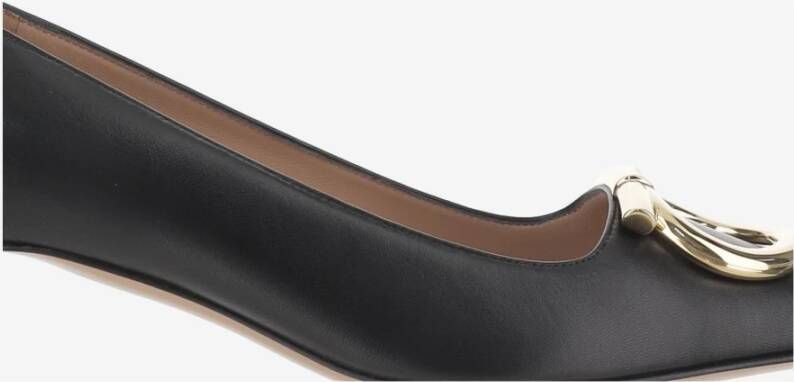 Ferragamo Gancini Maxi Pumps