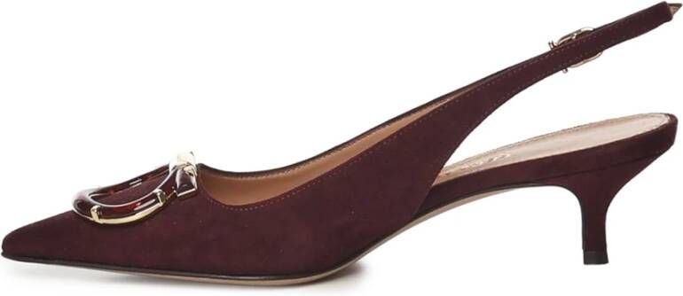Ferragamo Geitenleren hakken met Gancini-versiering