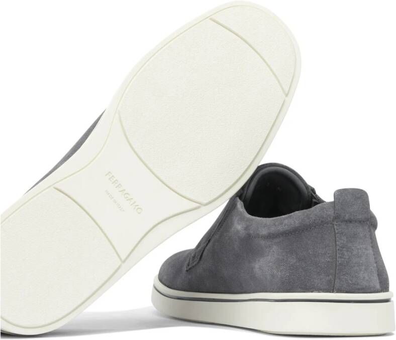 Ferragamo Grijze Loafer Schoenen voor Mannen