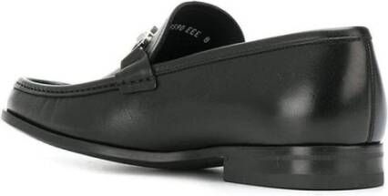 Ferragamo Italiaanse leren loafers met zilveren hardware