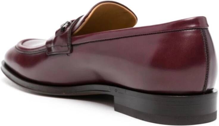 Ferragamo Kalfsleer Bordeaux Sandaal met T-bandje