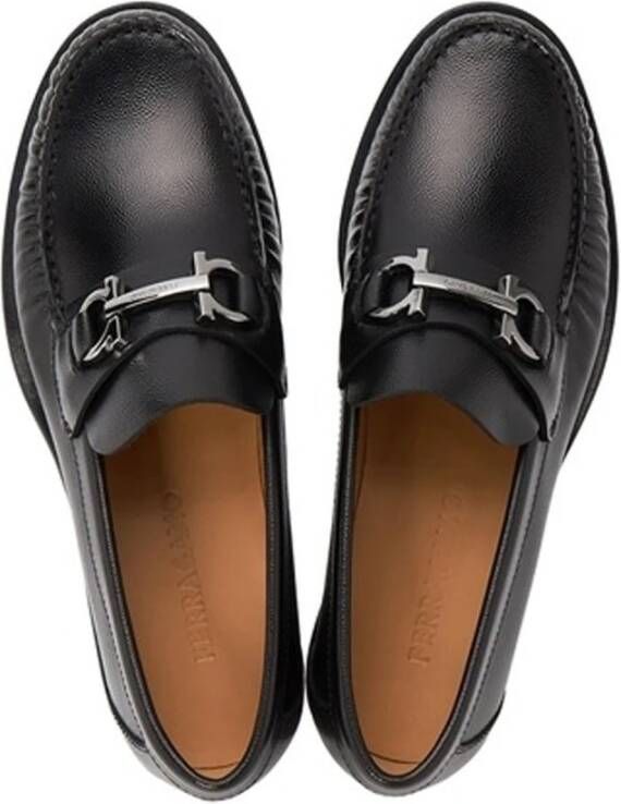 Ferragamo Leren Loafers met Korrelig Effect