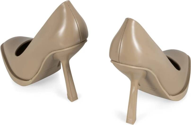 Ferragamo Leren pumps met puntneus en gevormde hak