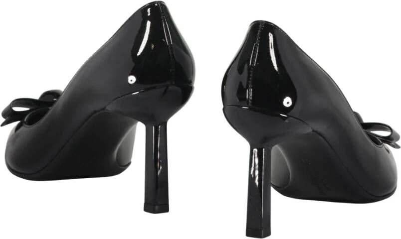 Ferragamo Leren Pumps met Strik