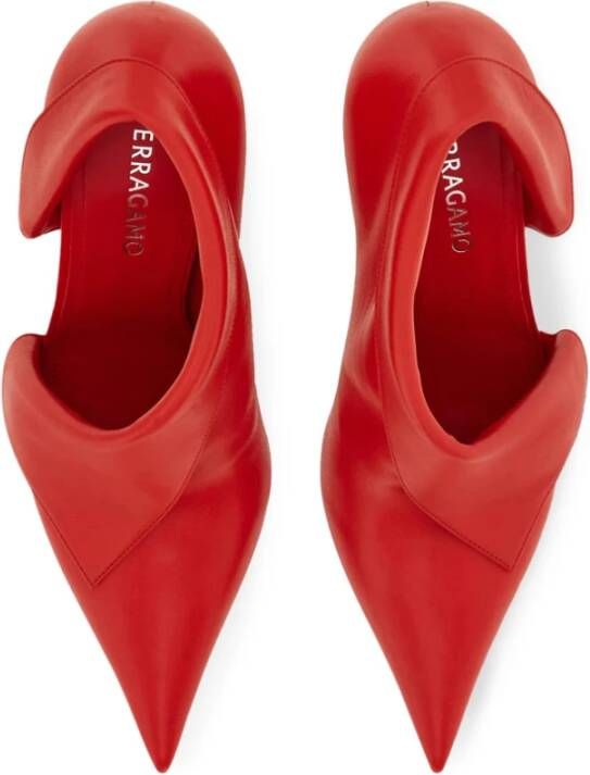 Ferragamo Red Flame Slip-On Stiletto Hakken