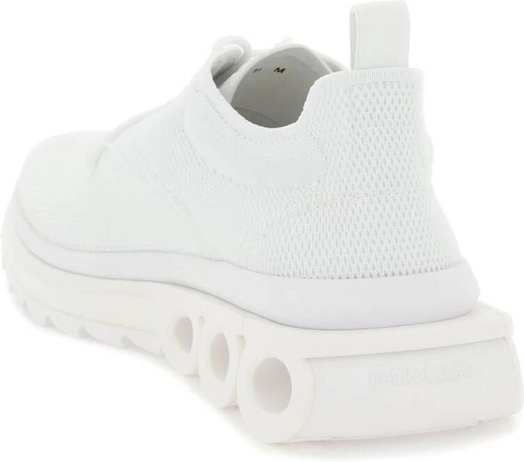 Ferragamo Running Sneakers met Mesh en Leren Inzetstukken