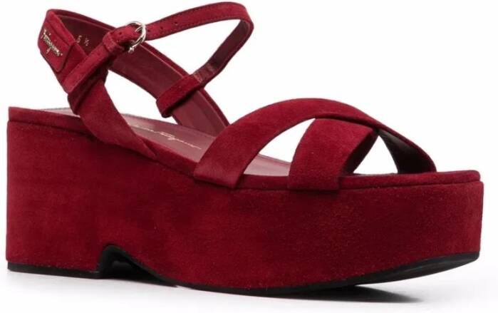 Ferragamo Sandalen met bandjes plateauzool en blokhak