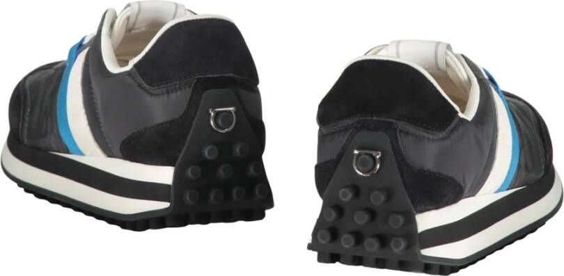 Ferragamo Stijlvolle Low-top Sneakers met Suède Inzetstukken