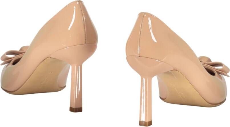 Ferragamo Strik Puntige Neus Leren Pumps