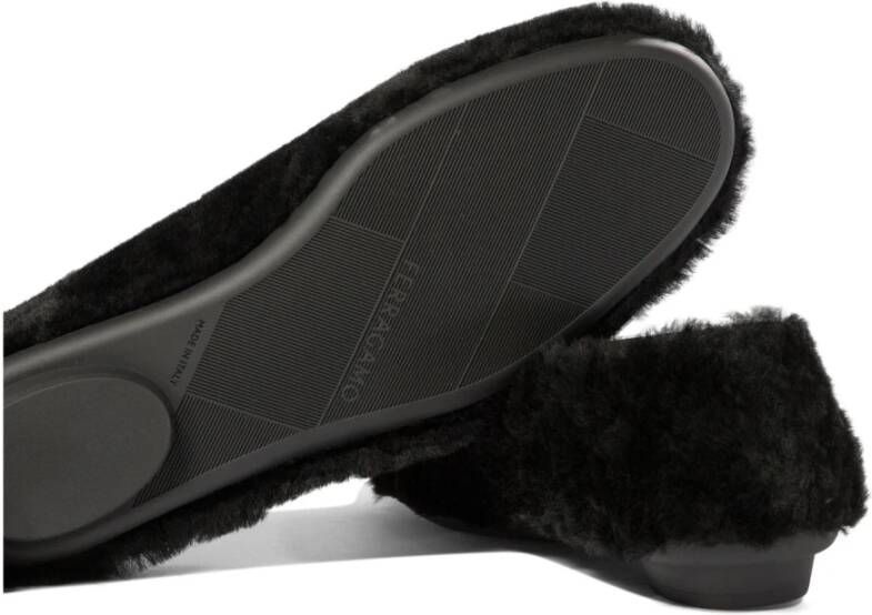 Ferragamo Zwarte Ballerina's met Dubbele F-Gesp