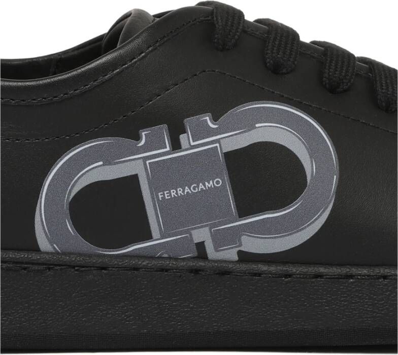 Ferragamo Zwarte Double Gancini Sneakers