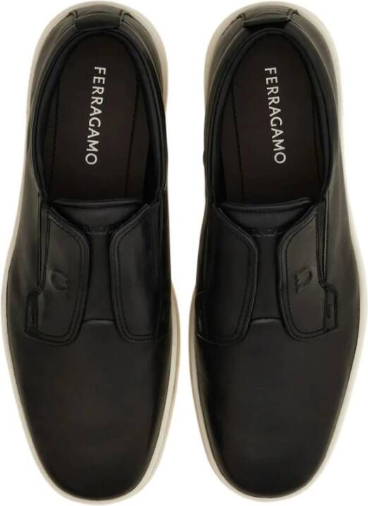 Ferragamo Zwarte Elastische Zijpanelen Sneakers