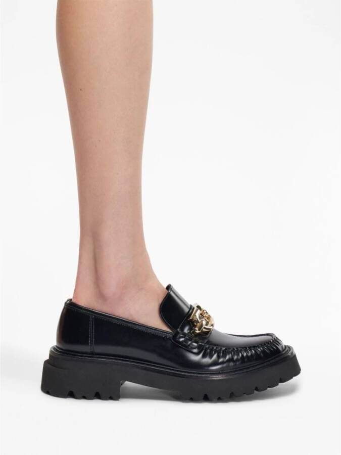 Ferragamo Zwarte leren loafers met Gancini-gesp