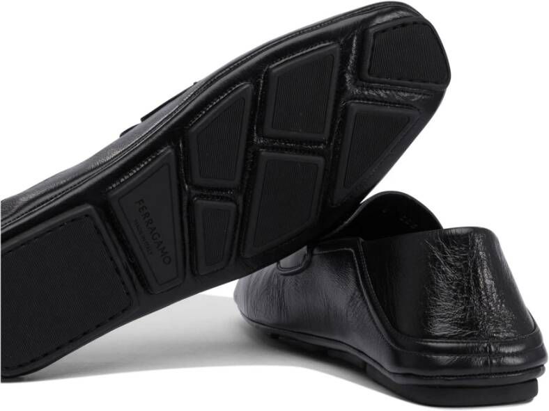 Ferragamo Zwarte Loafer Schoenen Elegante Stijl