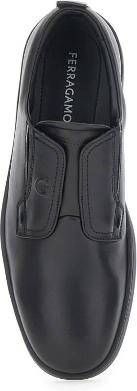 Ferragamo Zwarte platte schoenen Alfie