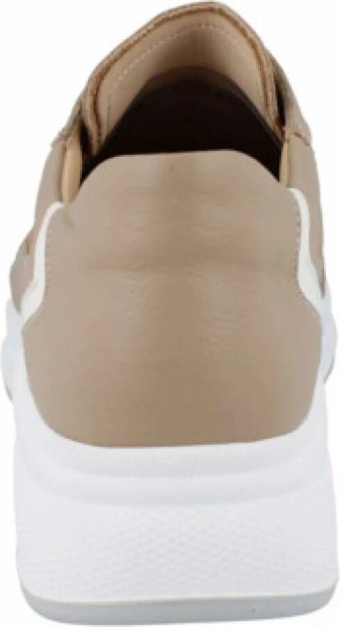 Finn Comfort Witte Damessneaker Comfortabel en Stijlvol