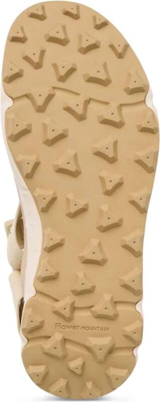 Flower Mountain Kaiso Capsule Sandalen