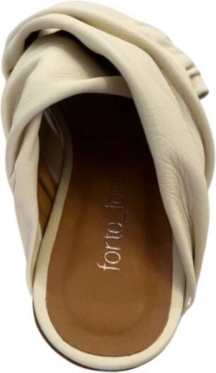 Forte Ivoor Leren Platte Sandalen Beige Dames