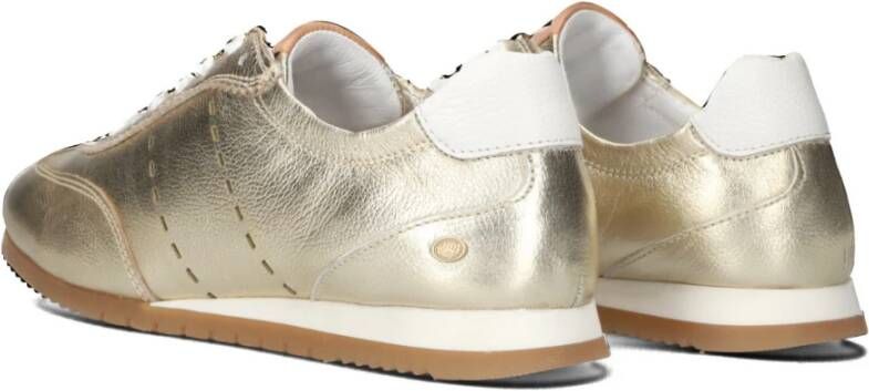Fred De La Bretoniere Gouden lage sneakers Ylva Loa