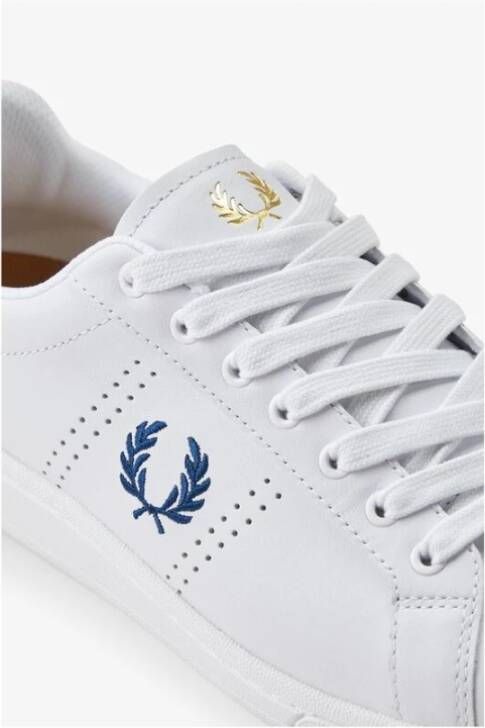 Fred Perry Badstof Sneakers met Laurier Detail White Heren