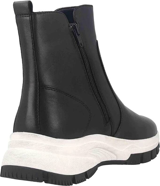 Gabor Leren Enkelboot