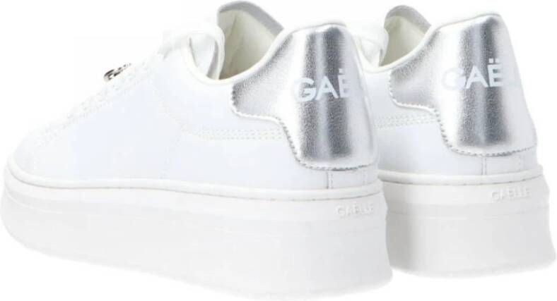 Gaëlle Paris Witte Leren Sneakers met Zilveren Details