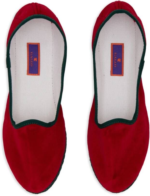 Gallo Dames effen bordeauxrode fluwelen schoenen met contrasterende details Red Dames