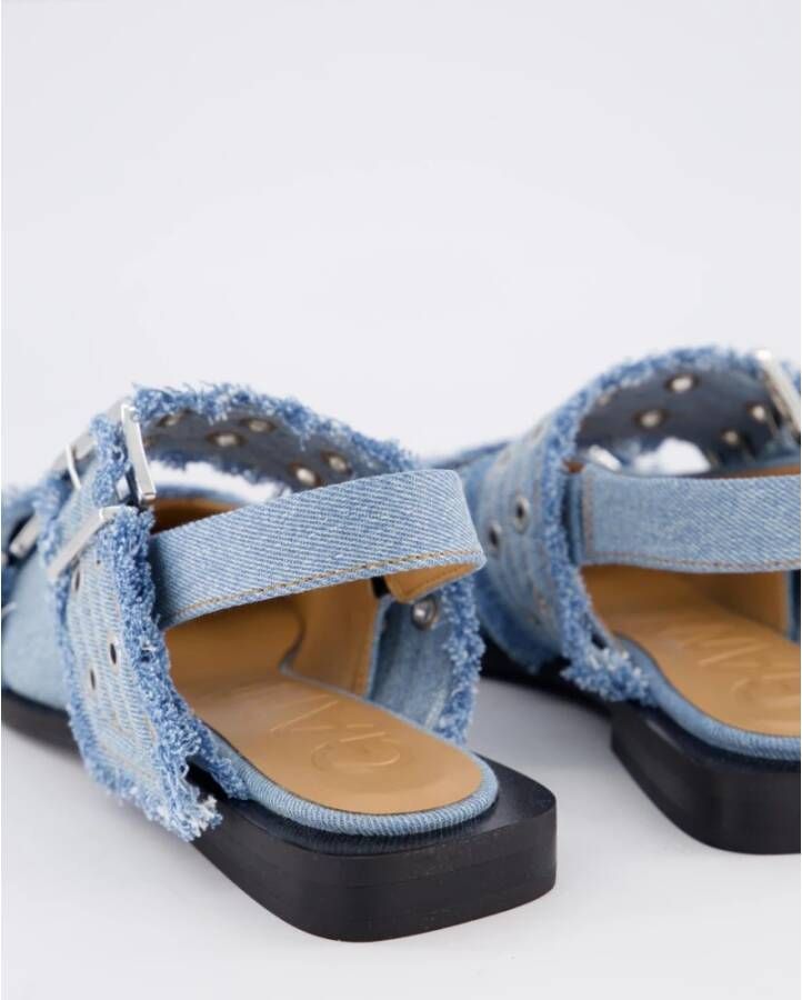 Ganni Chunky Buckle Ballerina in Blauw