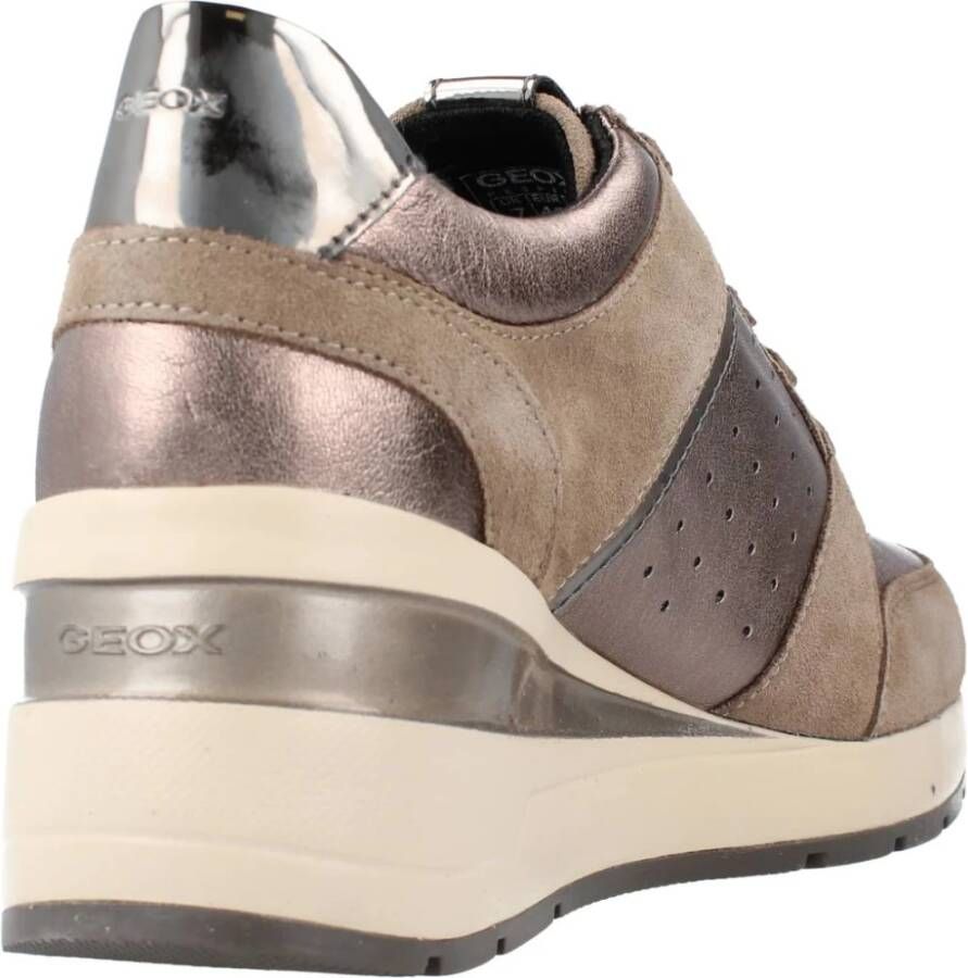 Geox Stijlvolle Casual Sneakers voor Vrouwen Brown Dames
